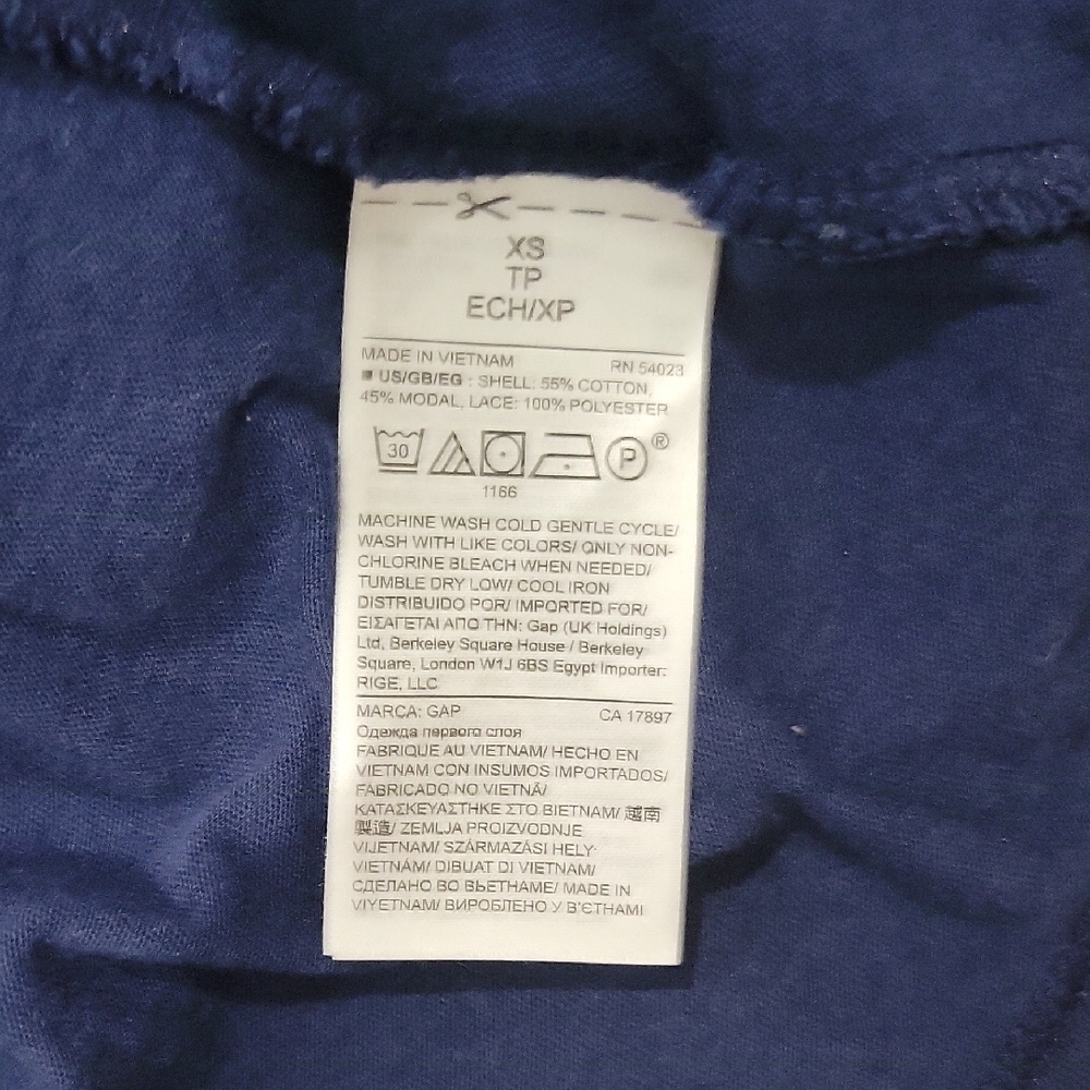 GAP Royal Blue Women's Blouse - Picture 4 of 4